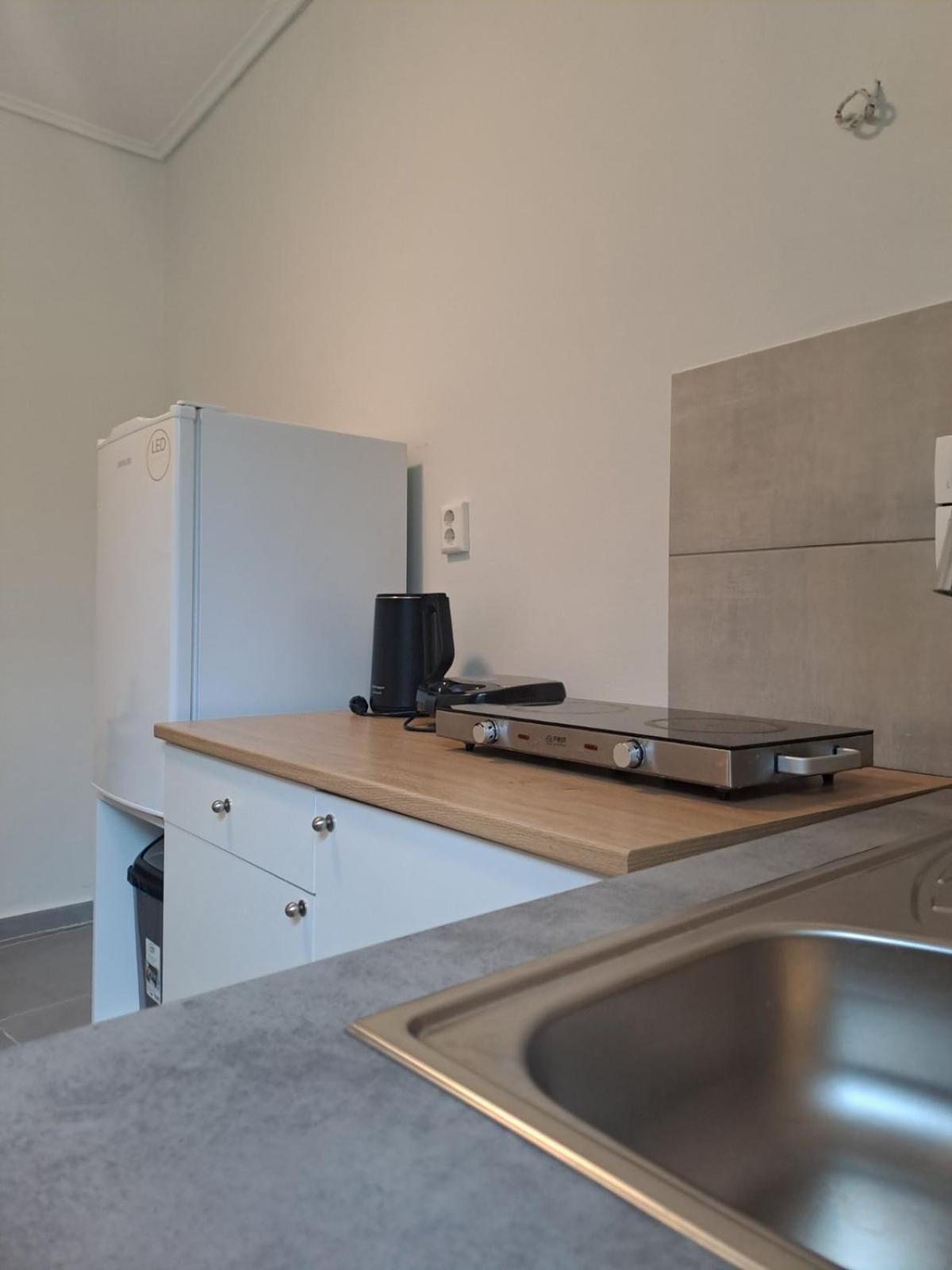 Lysandros Comfortable Apartments In Athens, Near The Metro Ngoại thất bức ảnh