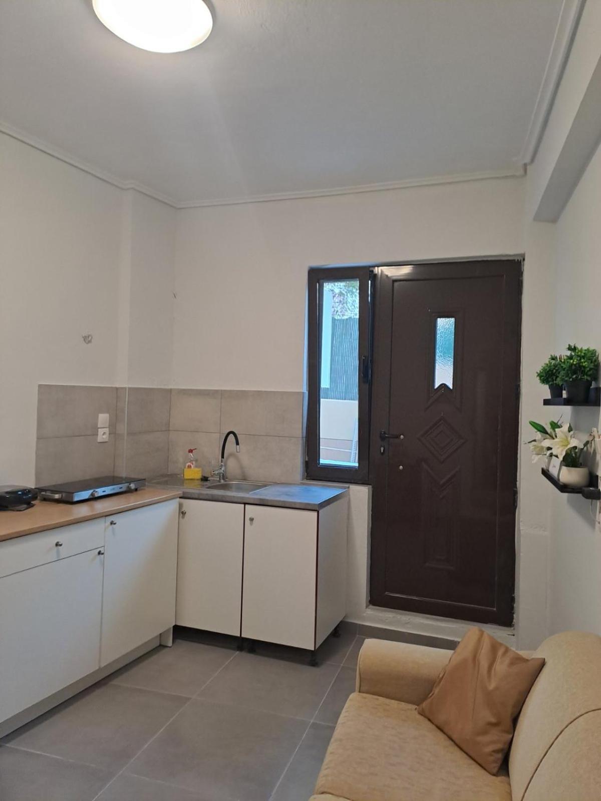 Lysandros Comfortable Apartments In Athens, Near The Metro Ngoại thất bức ảnh