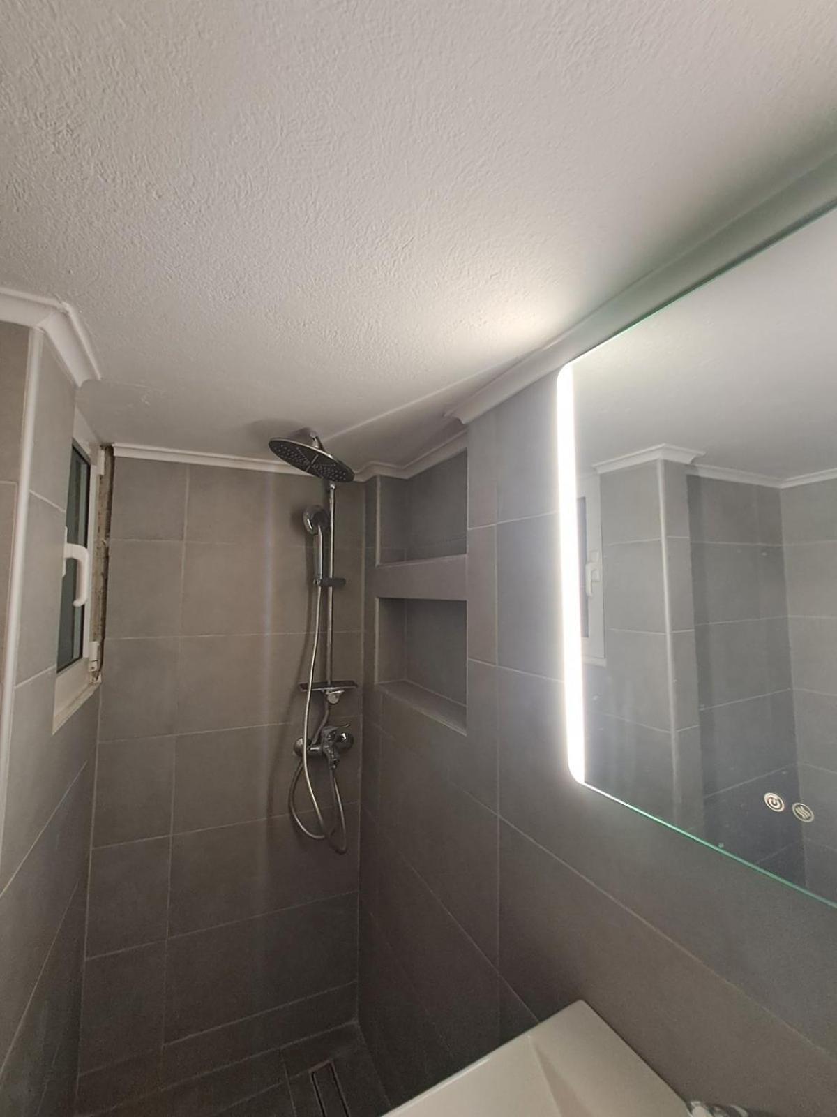 Lysandros Comfortable Apartments In Athens, Near The Metro Ngoại thất bức ảnh